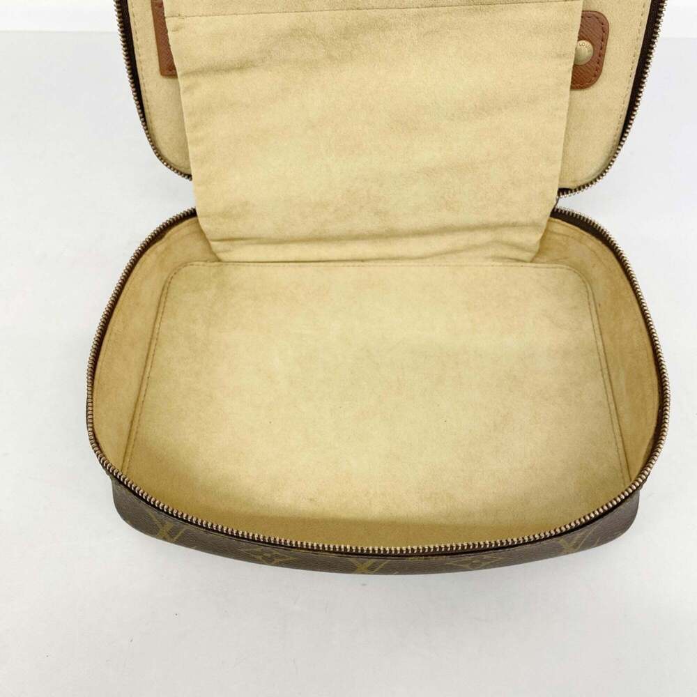 LOUIS VUITTON Brown Monogram Pochette Pouch - Picture 9 of 10